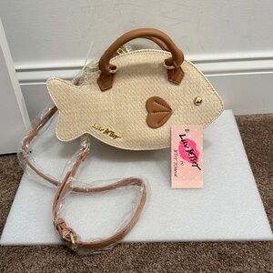 Betsey Johnson natural wicker style fish crossbody bag purse NWT